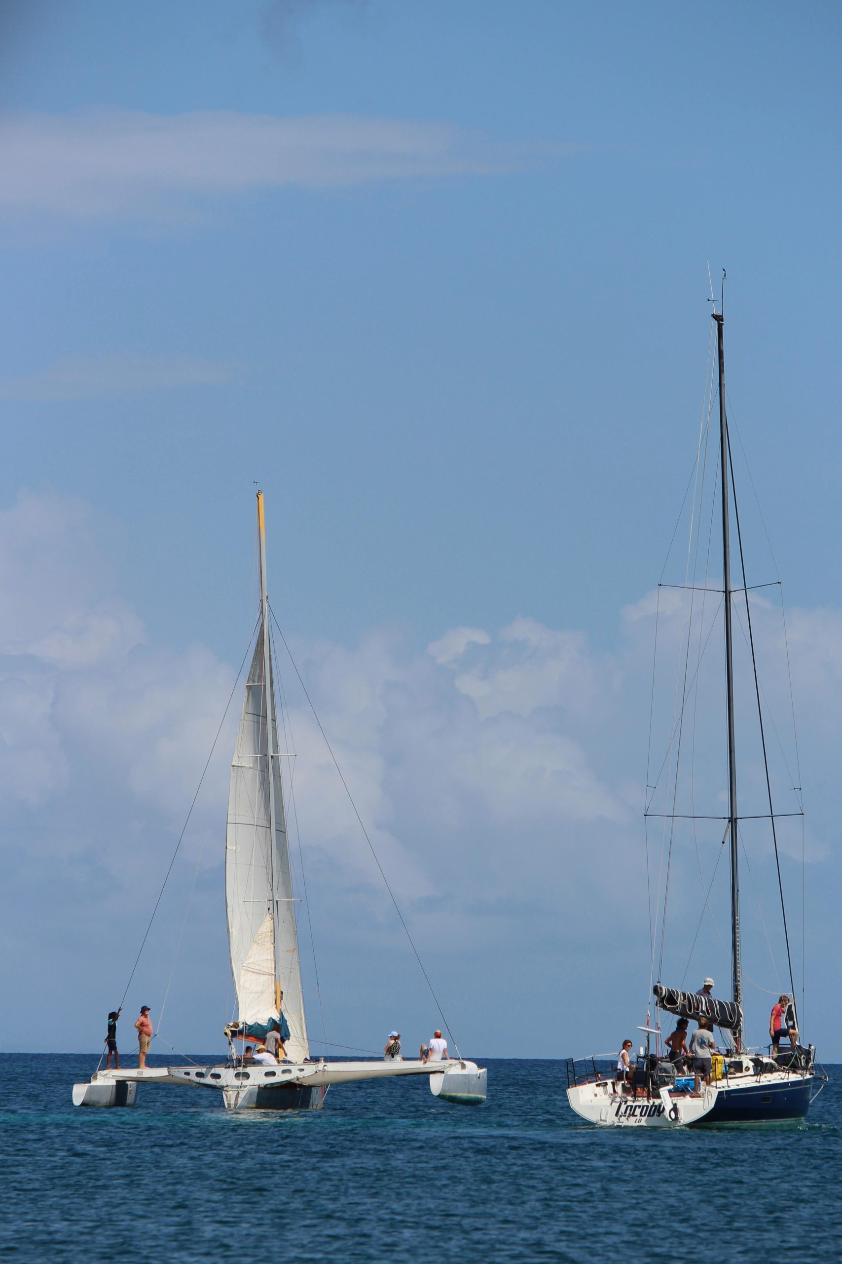 Catamaran dans le lagon de Mayotte