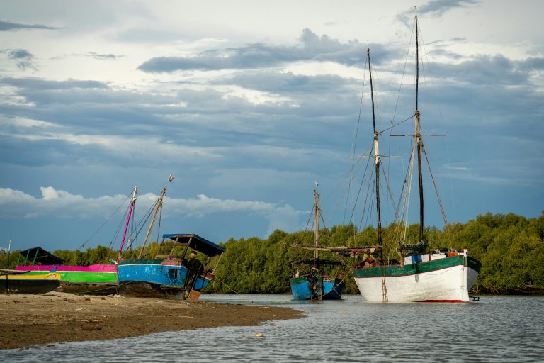 Combien de temps pour traverser Mayotte Madagascar en bateau ?