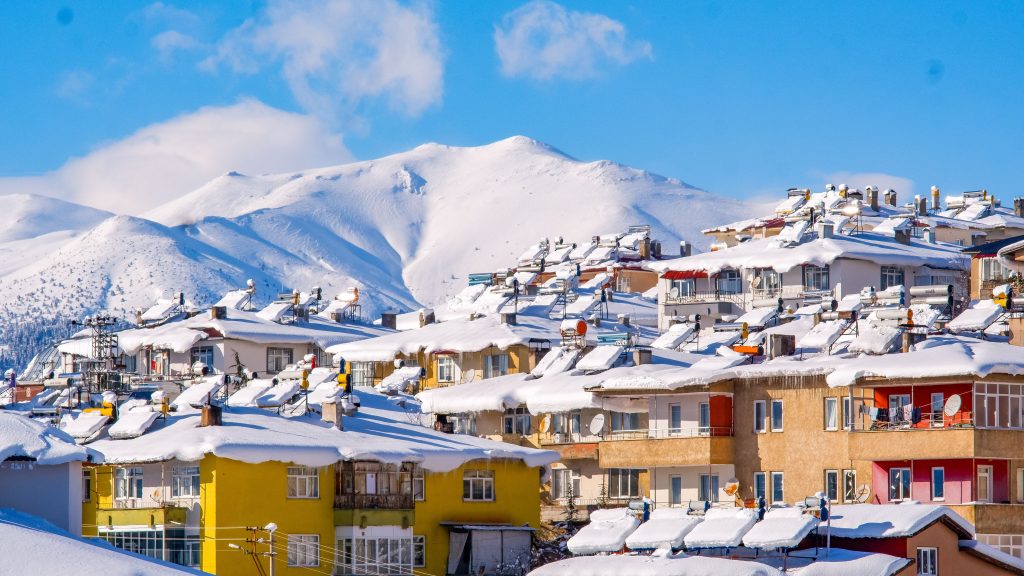 Où vivre en montagne pas cher sans sacrifier ton budget ?